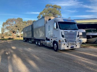 2013 Freightliner Argosy Truck and Dog