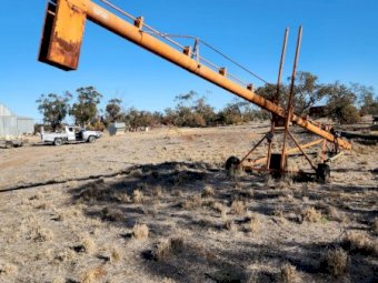 Sherwell 46' x 9" Auger