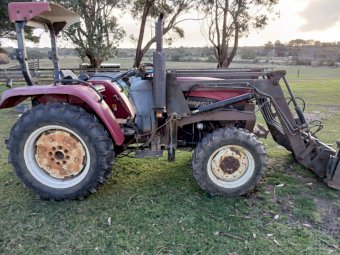 Luzhong 504 FWA Tractor