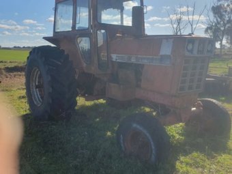 International 766 Tractor