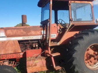 International 766 Tractor