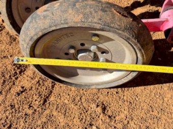 47 Manutec Press Wheels