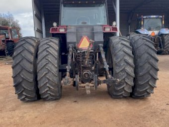 Case IH 7130 Tractor