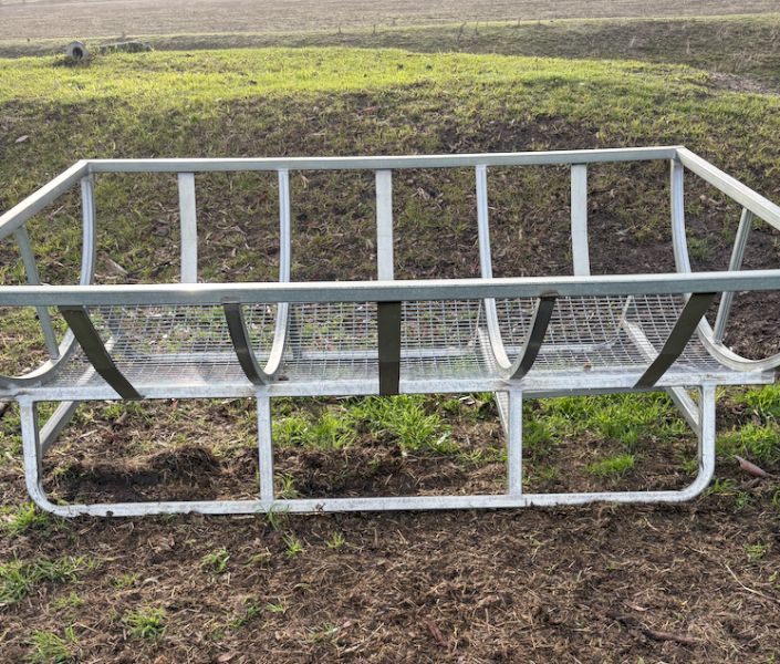 Norton Sheep / Cattle Feeder