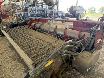 Case IH 2015 Canola Pick Up Front