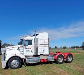 2016 Kenworth 409 SAR Prime Mover