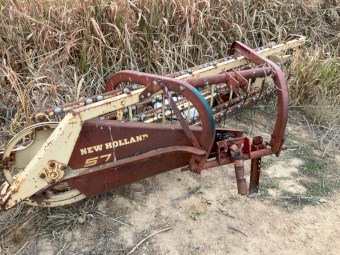 New Holland 57 Roller Bar Rake