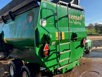 2011 Keenan Mech-Fiber 320 Feed Mixer
