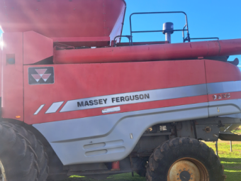 2009 Massey Ferguson 9895 Header with 36ft MF 5100 Draper Front