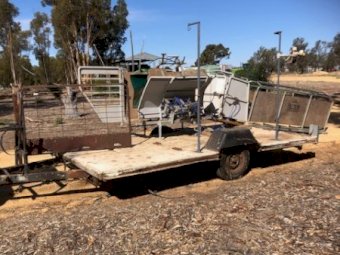 Hecton Air Operated Sheep Handler