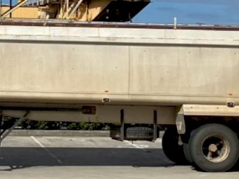 1989 Kenworth T400 Prime Mover With 1987 Borcat Trailer