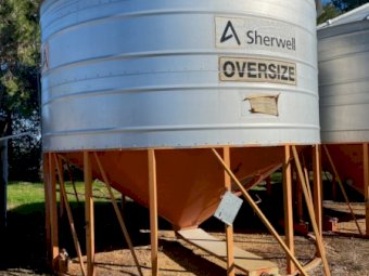 2011 Sherwell 34MT Field Bin With Auger