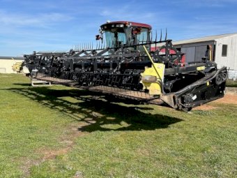 2011 MacDon 150 Windrower with 35ft 2018 D65 Front
