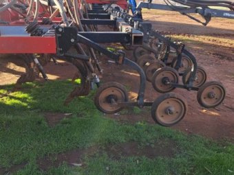 31ft Horwood Bagshaw Scaribar with 6000L Air Cart