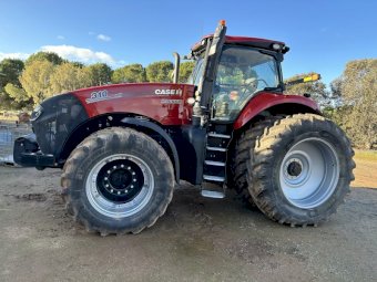 2021 Case Magnum 310 CVT Tractor