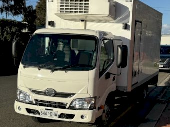 2019 Hino 300 Fridge Freezer Truck
