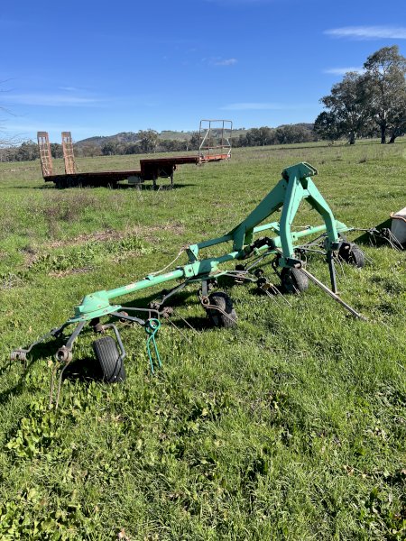 Tedder rake - Hay Tedder 5.2 meter