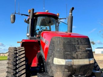 2018 Case IH Rowtrac 400 tractor