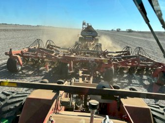 2019 Morris 9950CTI Air Seeder With 40Ft Quantam Bar