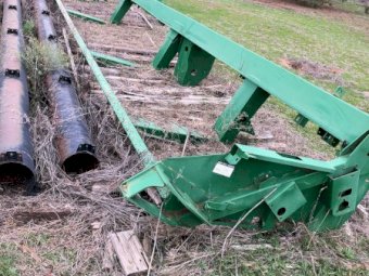 John Deere 936 Draper Front Frame Only