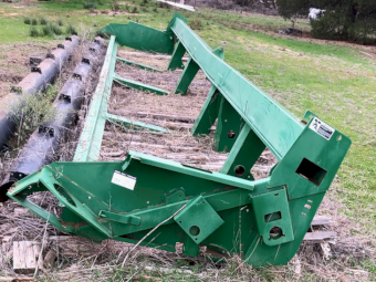 John Deere 936 Draper Front Frame Only