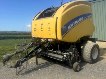 2020 New Holland Roll-Belt 180