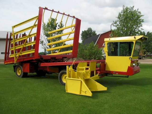 WANTED New Holland Bale Wagon