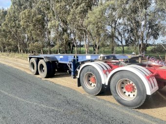 Kreuger 20ft Skel Trailer