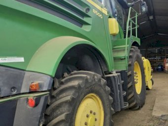 John Deere 8500 Self Propelled Forage Harvester