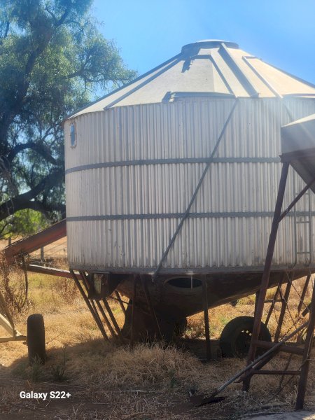 Nelson 24MT Field Bin