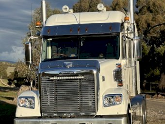 2014 Freightliner Coronado 6x4 Prime Mover