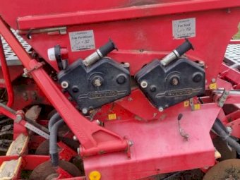 Väderstad Rapid 300C Super XL. seeder