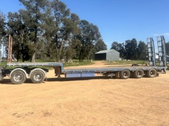 Krueger 45 ft drop Deck with Ramps