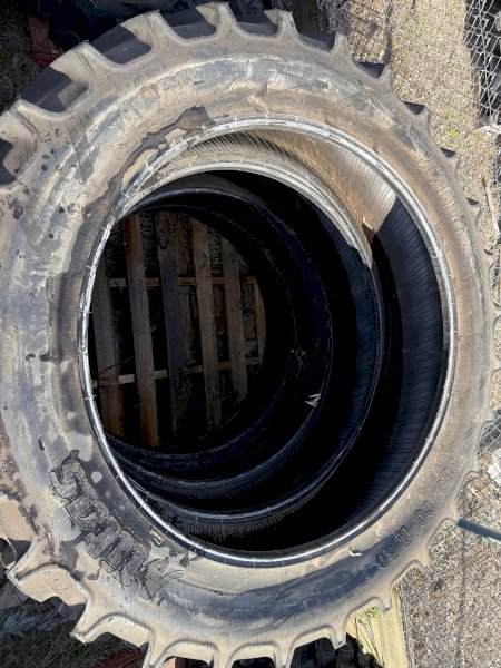 4 X Mitas 380/90R50 AC85 Tyres