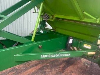 2011 M&S Grain Bag Bagger