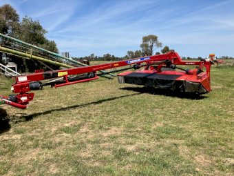 2015 New Holland 316 Mower Conditioner