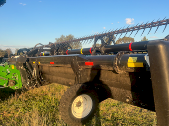 2016 MacDon D65 Draper Front