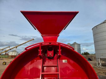 Akron E9700HE Grain Bag Inloader