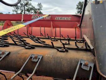 2022 Case IH 3016 Pickup Front with Trailer