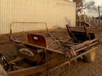 Boomerang Feed Wagon