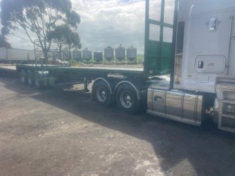 1996 Krueger 12 Pallet A -Trailer