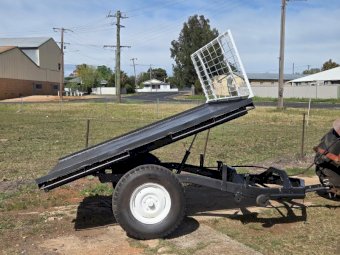Hydraulic Tipping Trailer