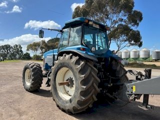 1997 New Holland 8870 Tractor