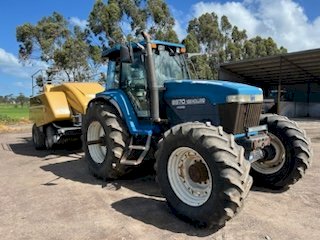 1997 New Holland 8870 Tractor