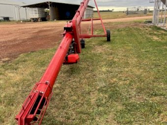 Vennings 50ft x 9" Auger (Price Reduced)