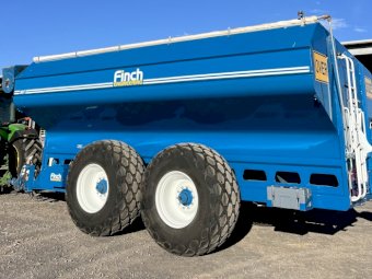 2019 Finch 38T Chaser Bin