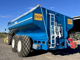 2019 Finch 38T Chaser Bin