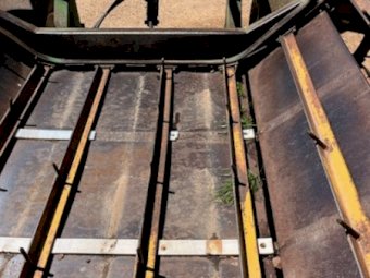 Elsworth Round Bale Feeder