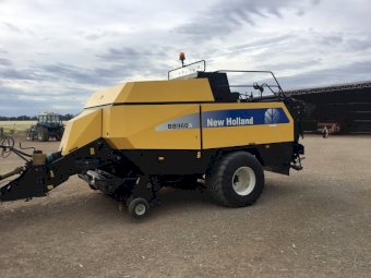 2008 New Holland BB960A