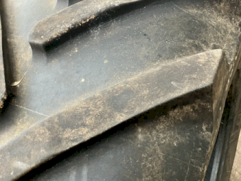 2 x 600/70R30 Michelin MACHXBIB Tyres